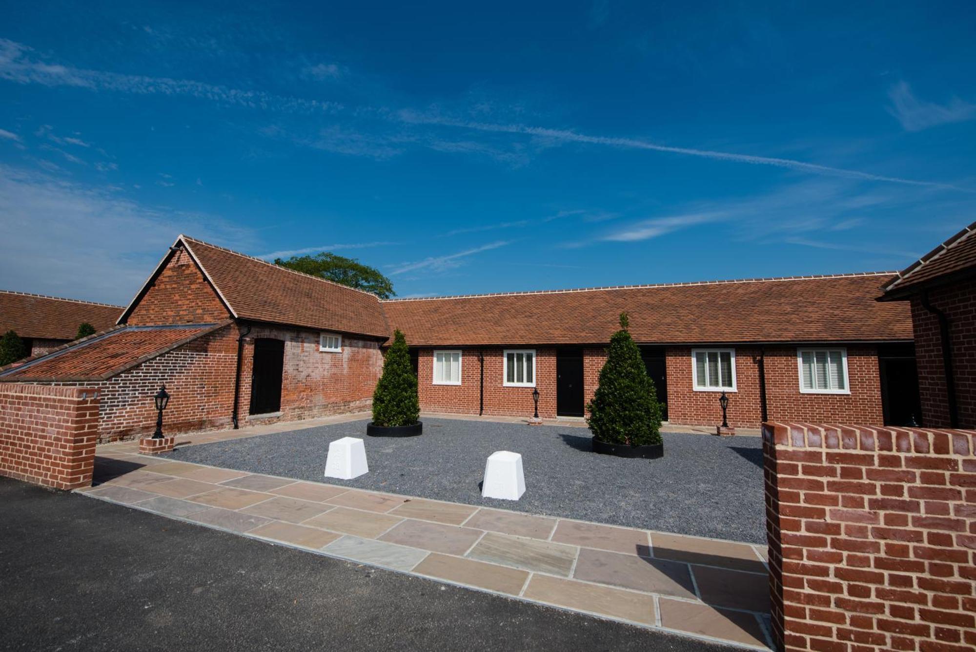 Great Blunts Stables - Stock Brook Manor Golf Club Hotel Billericay Exterior photo